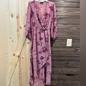 Cute pink floral hi-low top